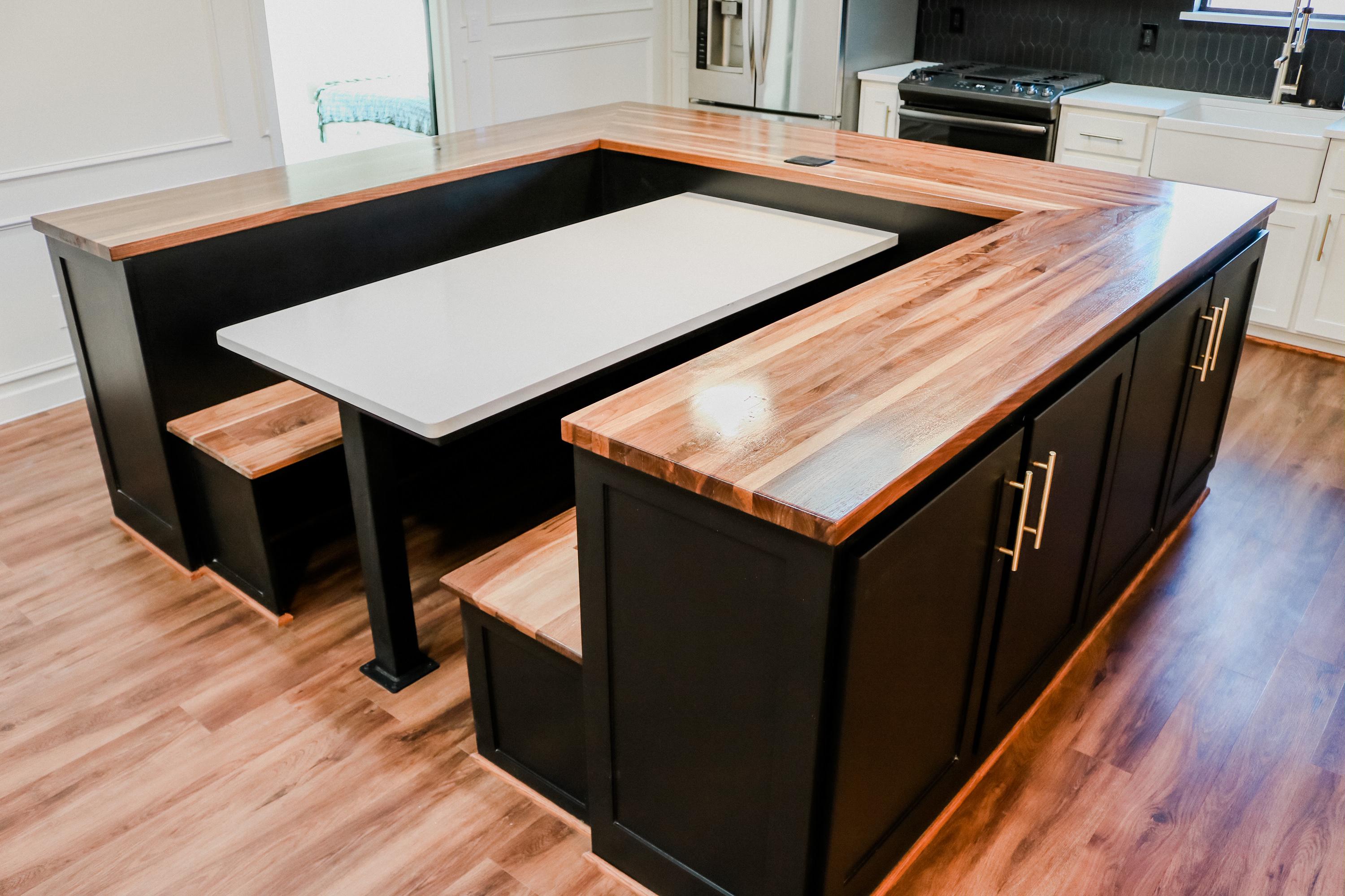 Hickory Dining Area